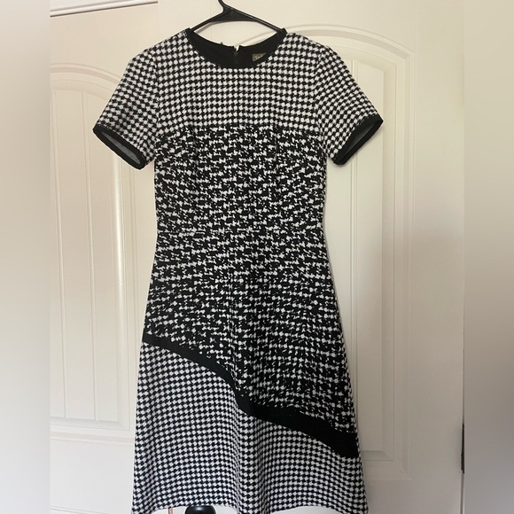 Adorable Taylor Dress - Picture 1 of 4